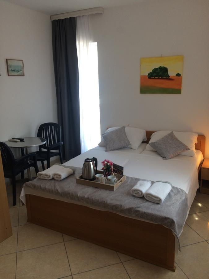 Villa Menalo Hodilje Luaran gambar