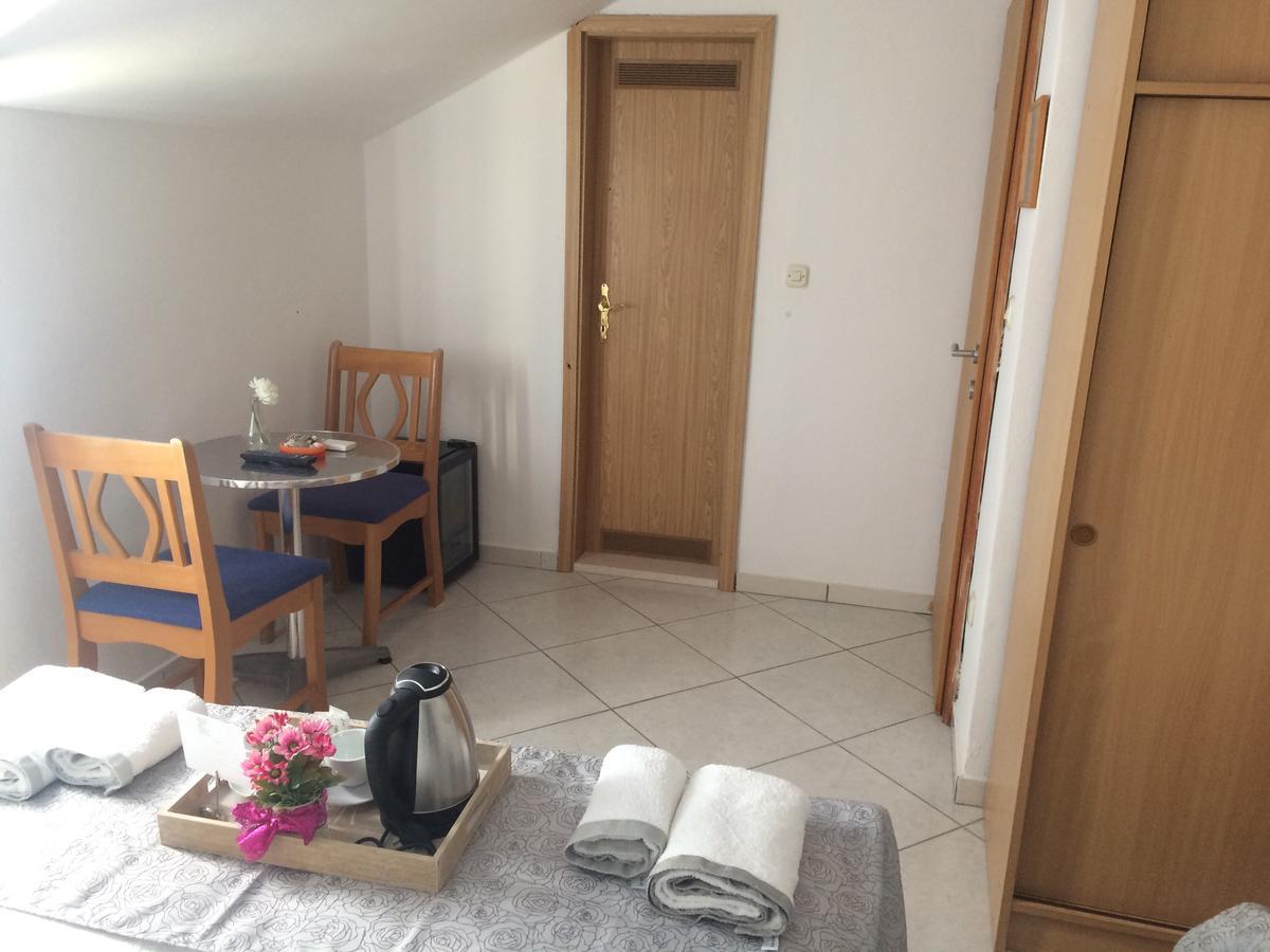 Villa Menalo Hodilje Luaran gambar
